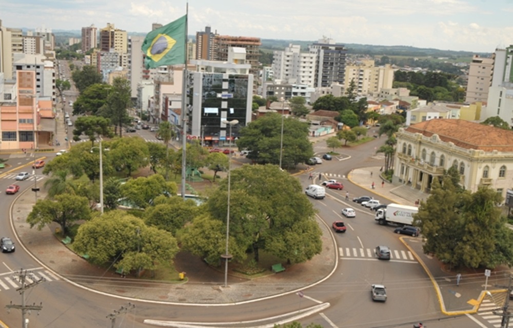 Ir para  <p>Sindicatos, movimentos sociais e organiza&ccedil;&otilde;es de profissionais e estudantes de Erechim, atrav&eacute;s do Comit&ecirc; Regional de Luta Popular, promover&atilde;o nesta ter&ccedil;a-feira, dia 13 de...